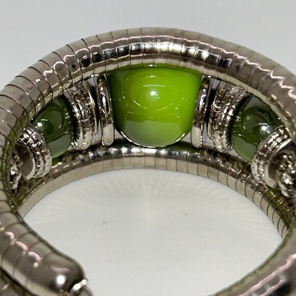 Silver-Tone & Green Acrylic Bead Memory Wire Bracelet Adjustable Wrap Style - Picture 5 of 10